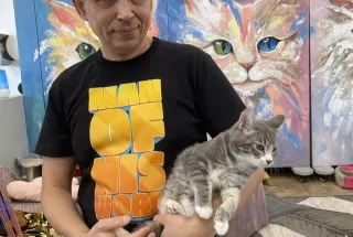 Футболка с принтом "Человек слова"